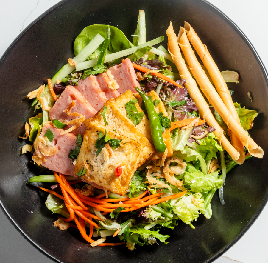 Healthy Vietnamese salads in Milwaukee